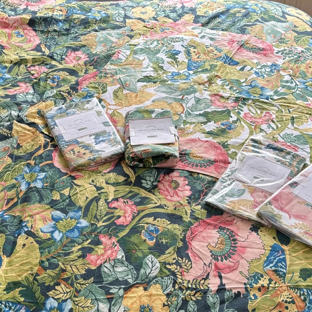 Pottery Barn Lyla Reversible Bedding